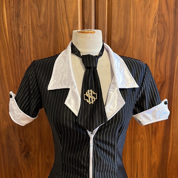 Leg Avenue 2pc Gangster Girl Halloween Costume Size L fits as a S/M - Picture 3 of 10